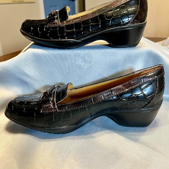 NEW! Softspots Crocodile Embossed Patent Leather Pumps/Heels/Comfort Shoes Sz 6 - Picture 3 of 6